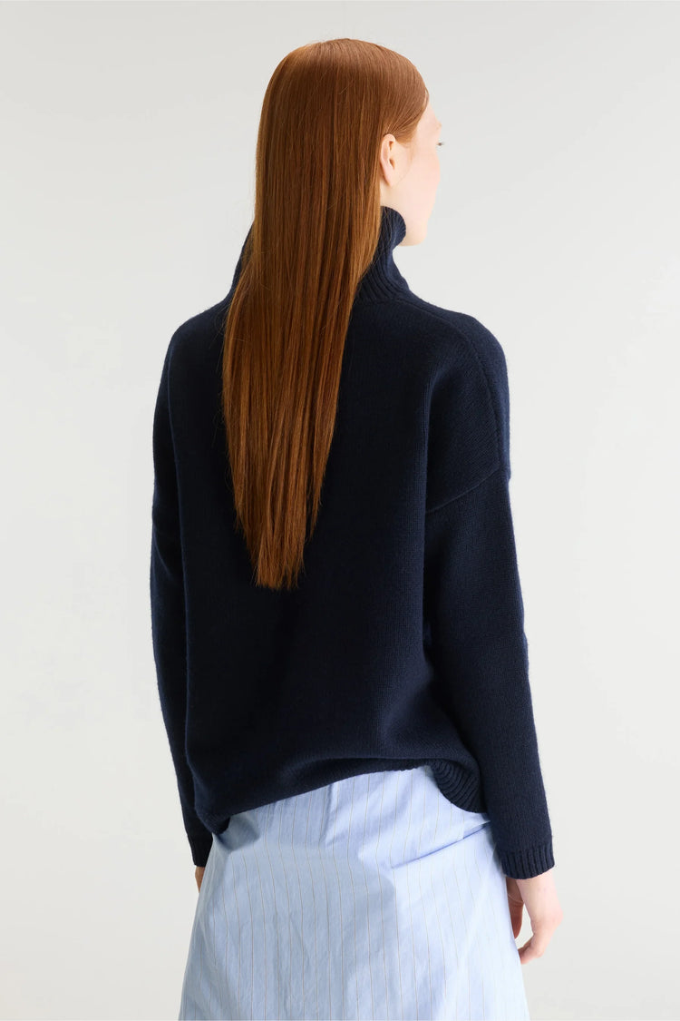 Amedo Knitwear Navy