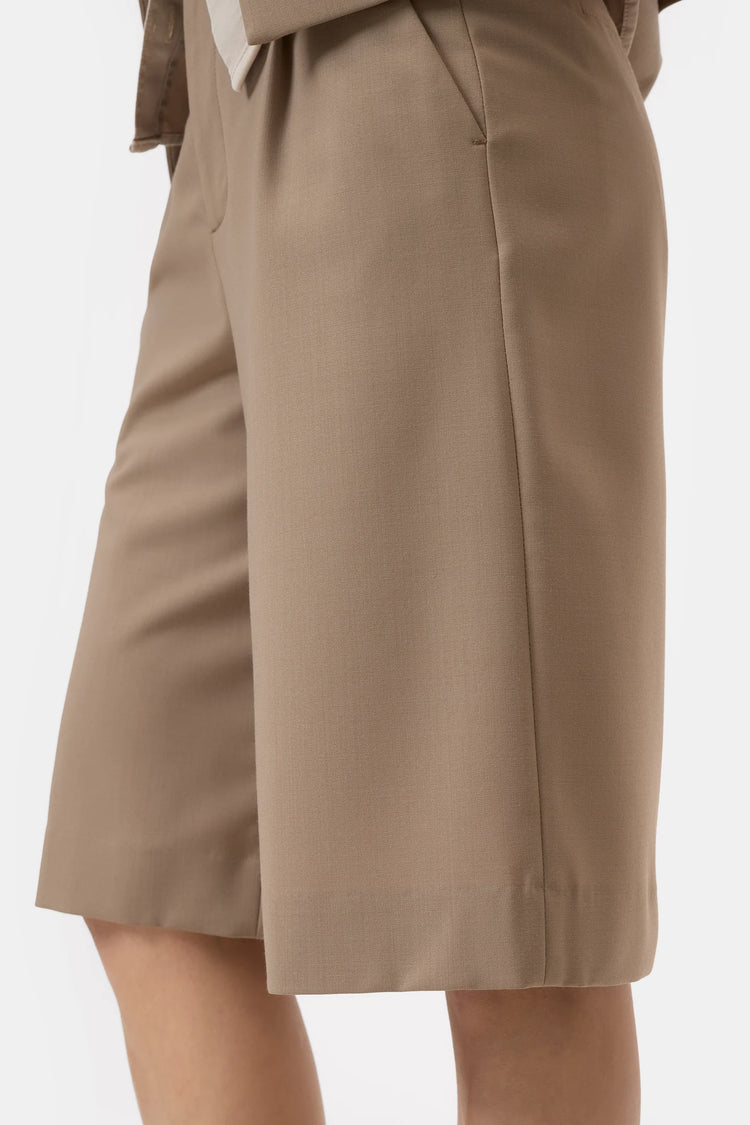 Bermuda Pants Hazel Beige