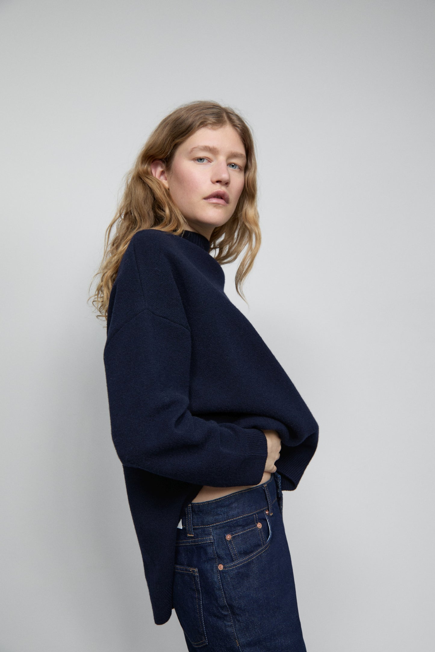 C96020 High Neck Knit Navy