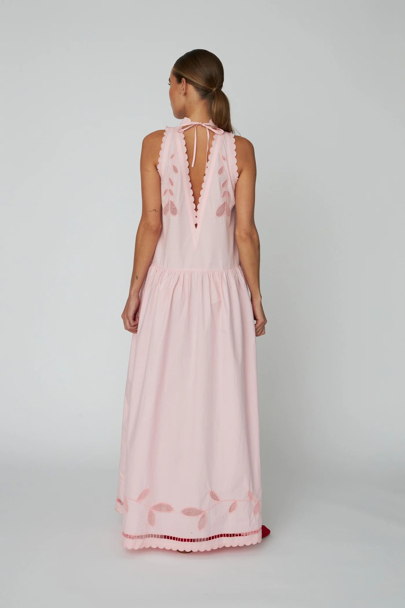 Embroidery Anglaise Sleeveless Maxi dress Pink