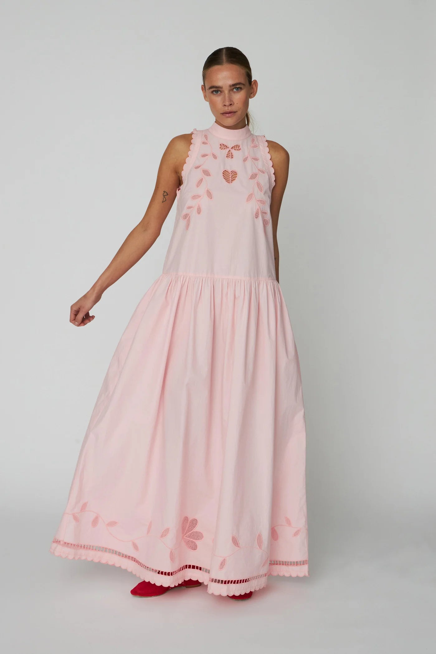 Embroidery Anglaise Sleeveless Maxi dress Pink