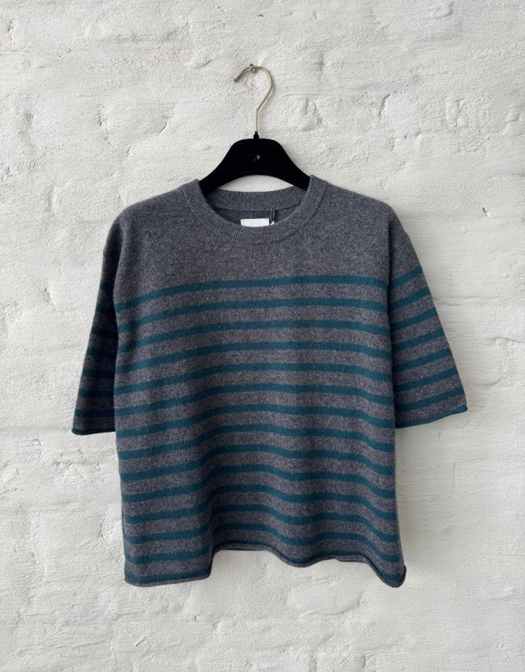 Uma Stripe Wych Elm + castle Rock