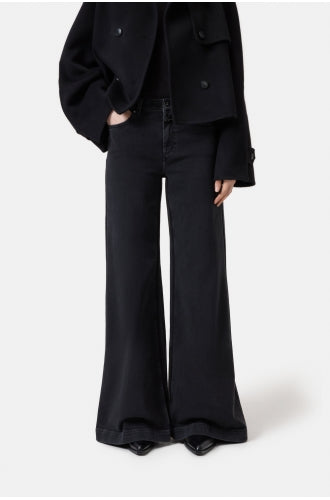 C21004 Glow Up Dark denim