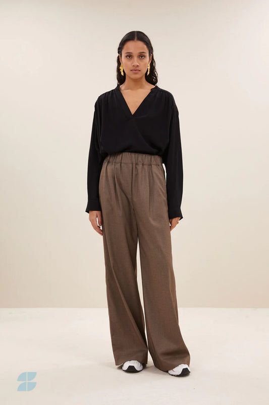 Meja viscose blouse Jet black