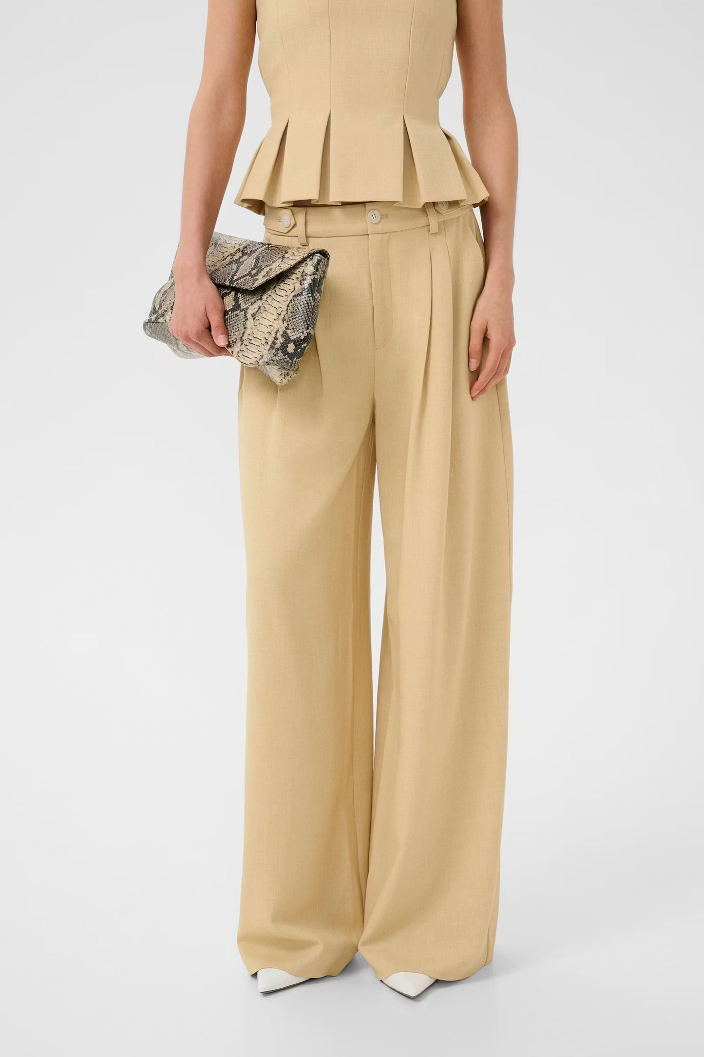 GZstacy MW pants Yellow