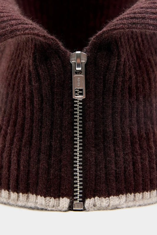 Dusyk Neck Dark Roast