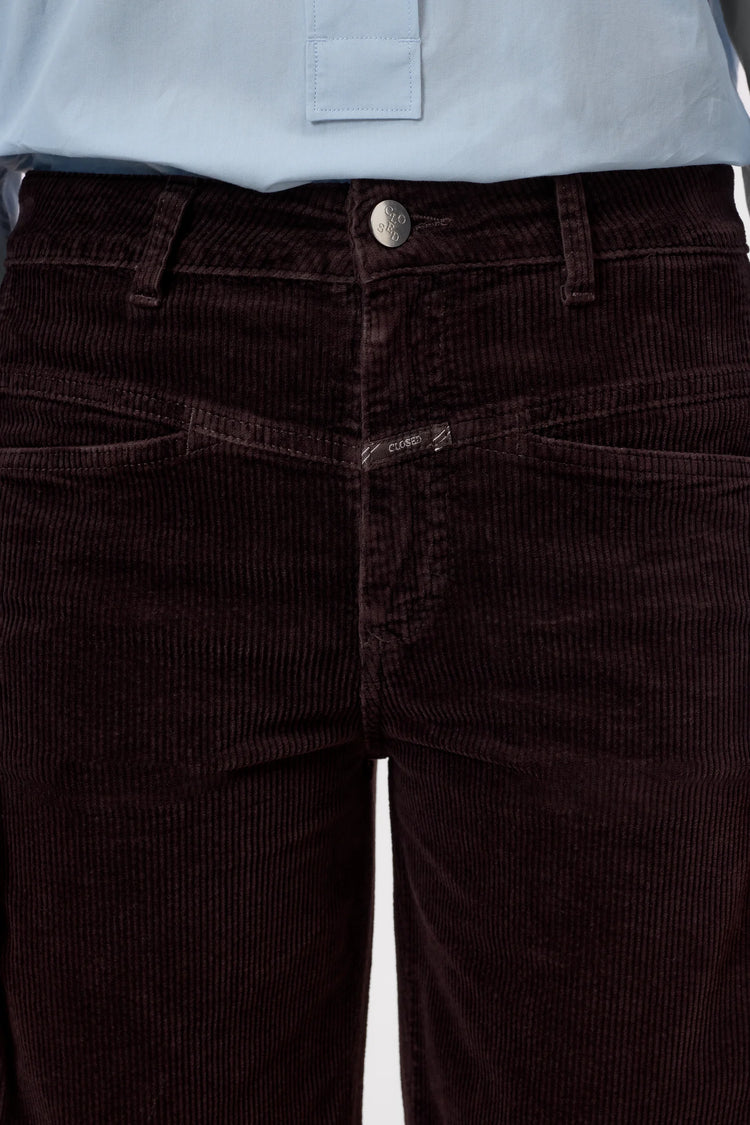 C21121 Tori-X Corduroy Brown
