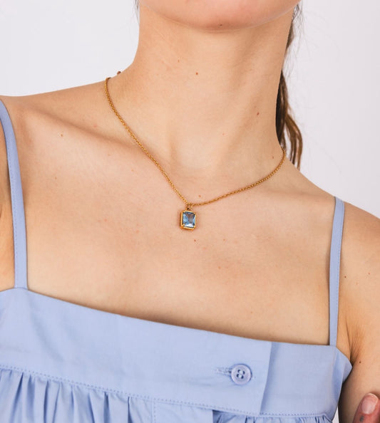 Stone Necklace Light Blue