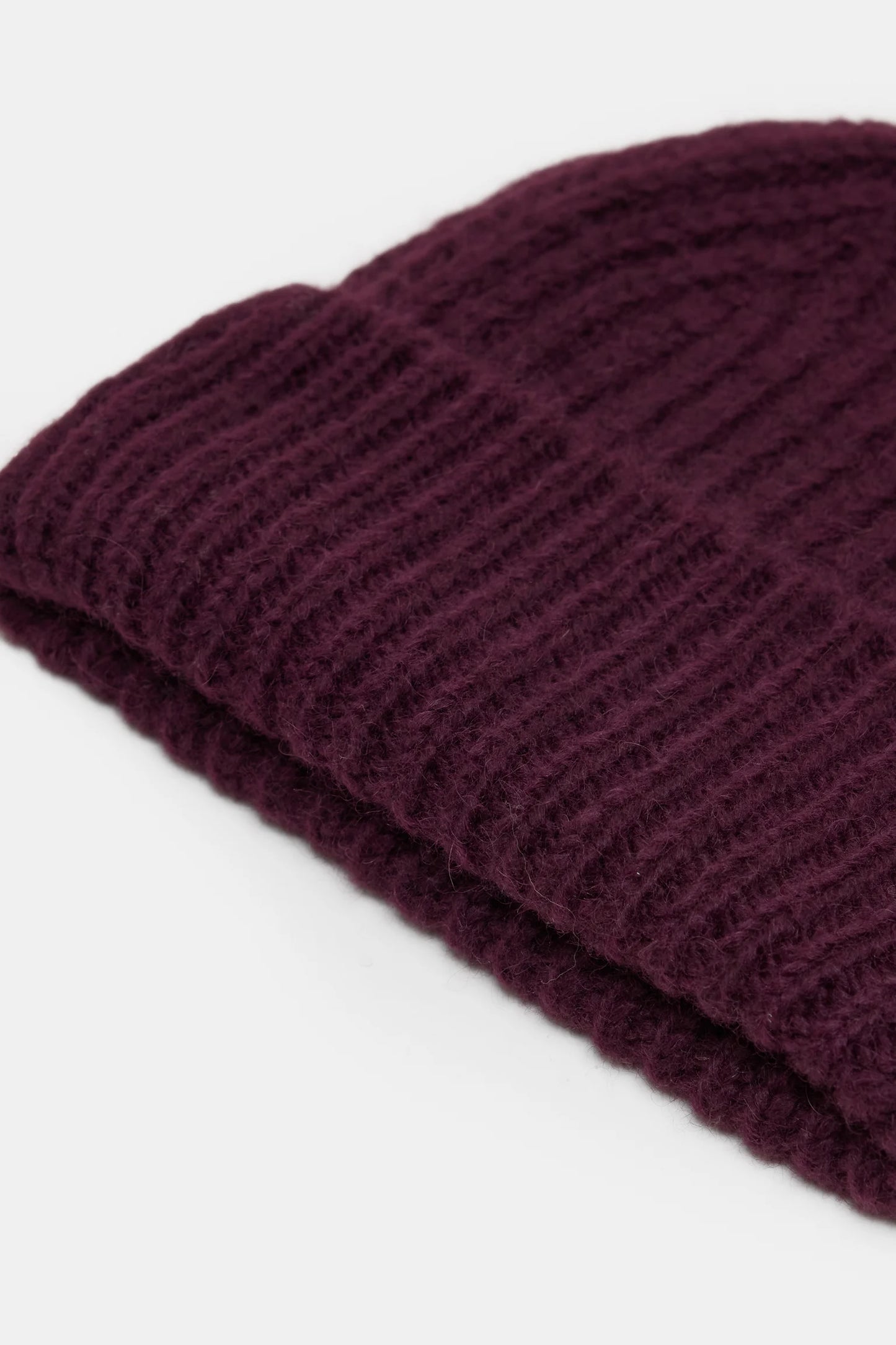 Knitted hat Bordeaux