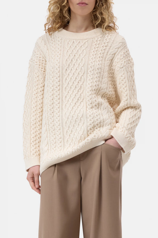 Crewneck long sleeve knitted Whipped Cream