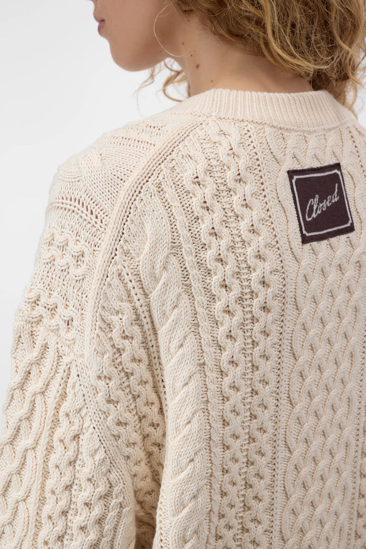 Crewneck long sleeve knitted Whipped Cream