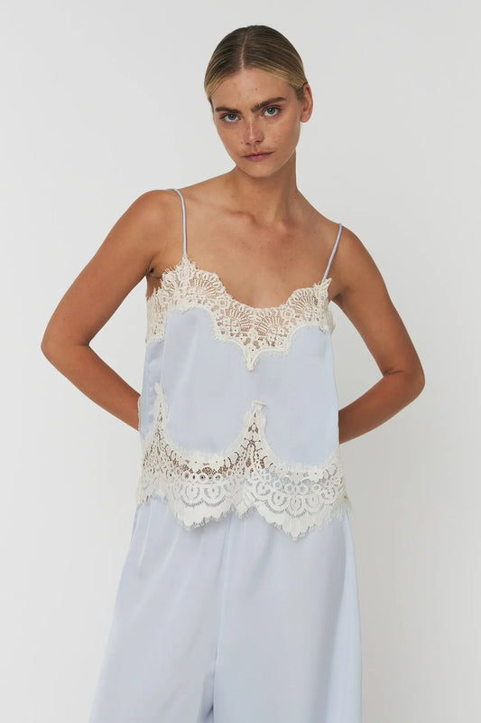 Delicate Lace top licht blauw/beige
