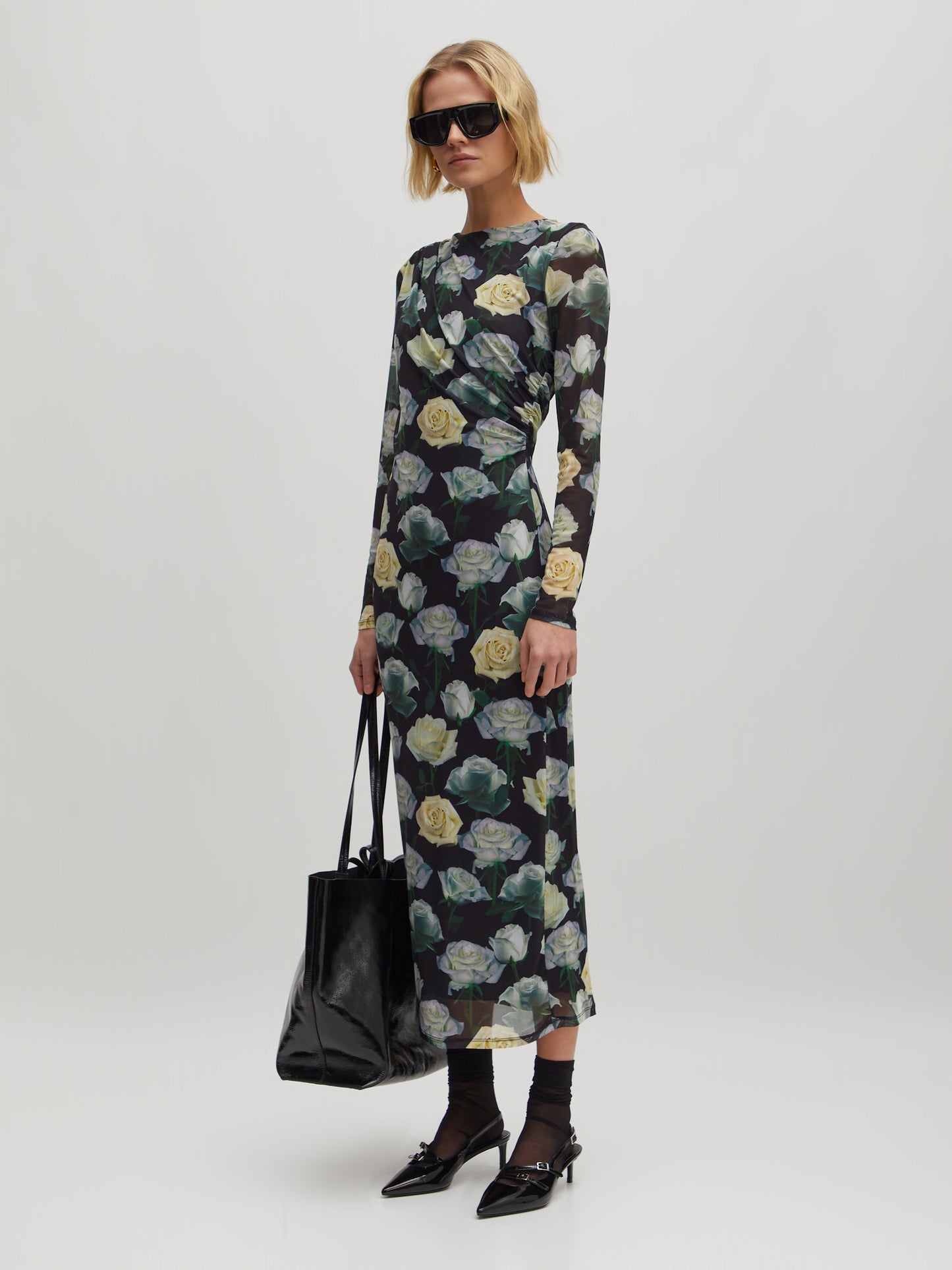 Gamze dress Graphic rose