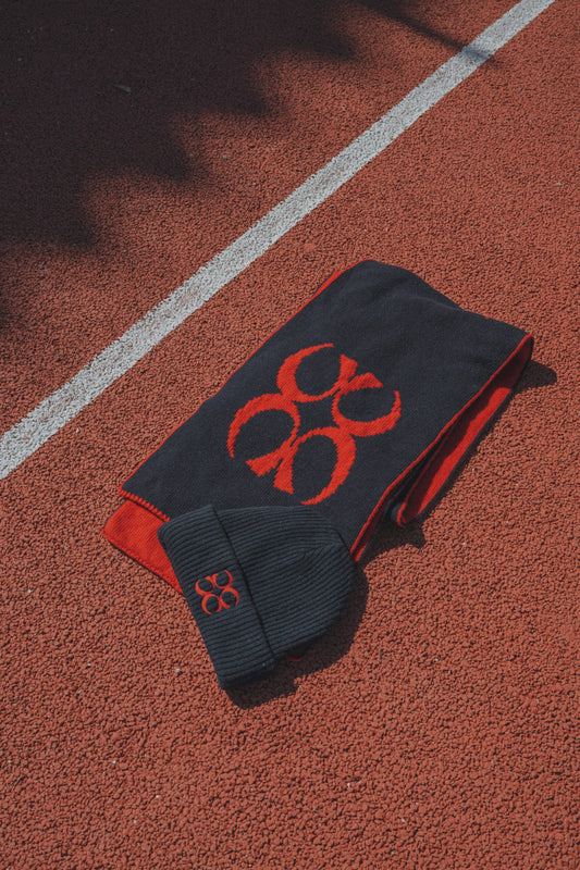 Avocado beanie Navy with red logo