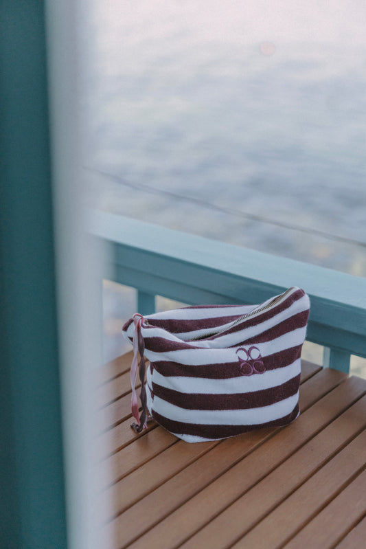 Lola Toiletbag Burgundy stripes