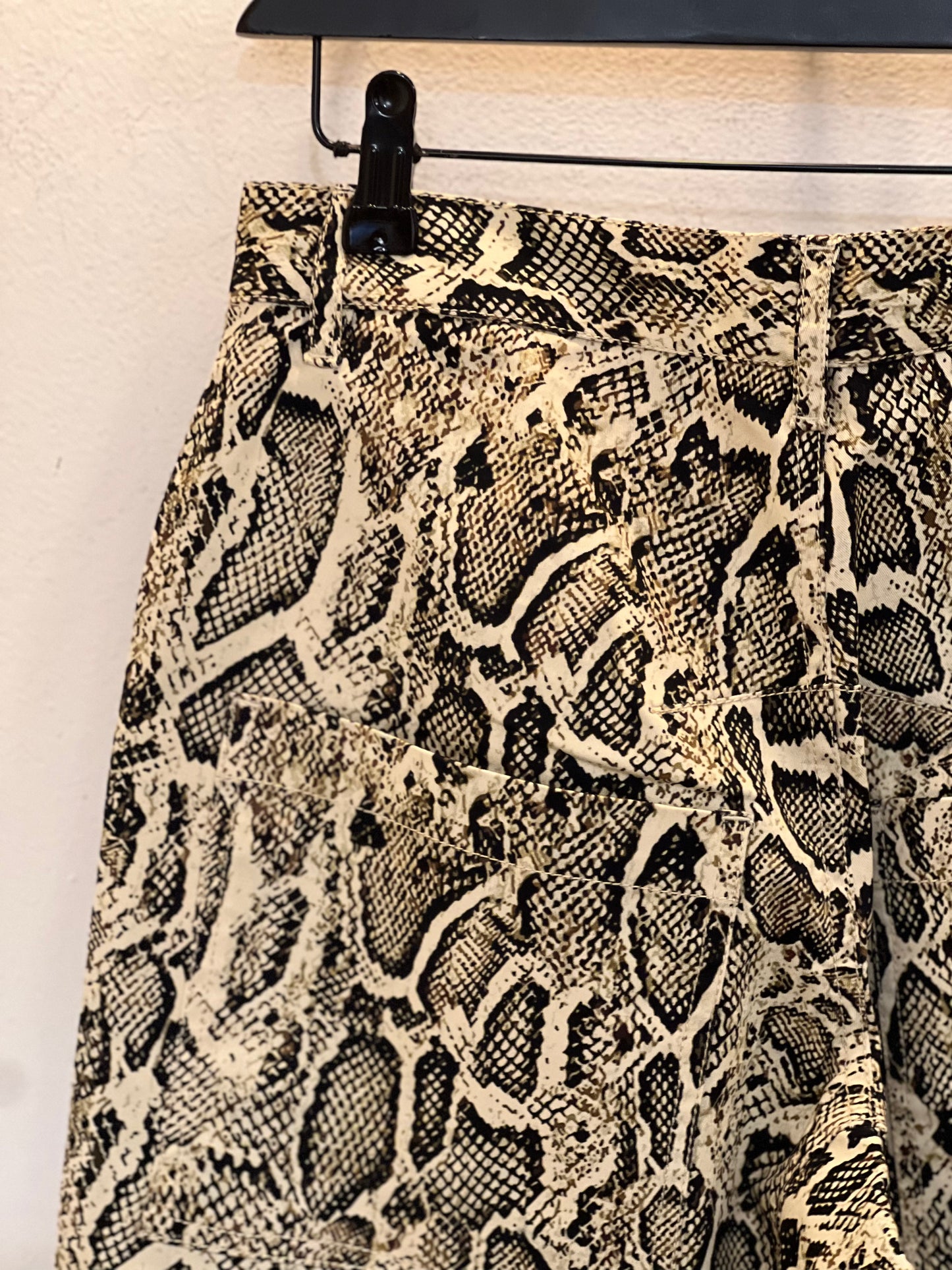 Cargo snake twil pants Snake black print