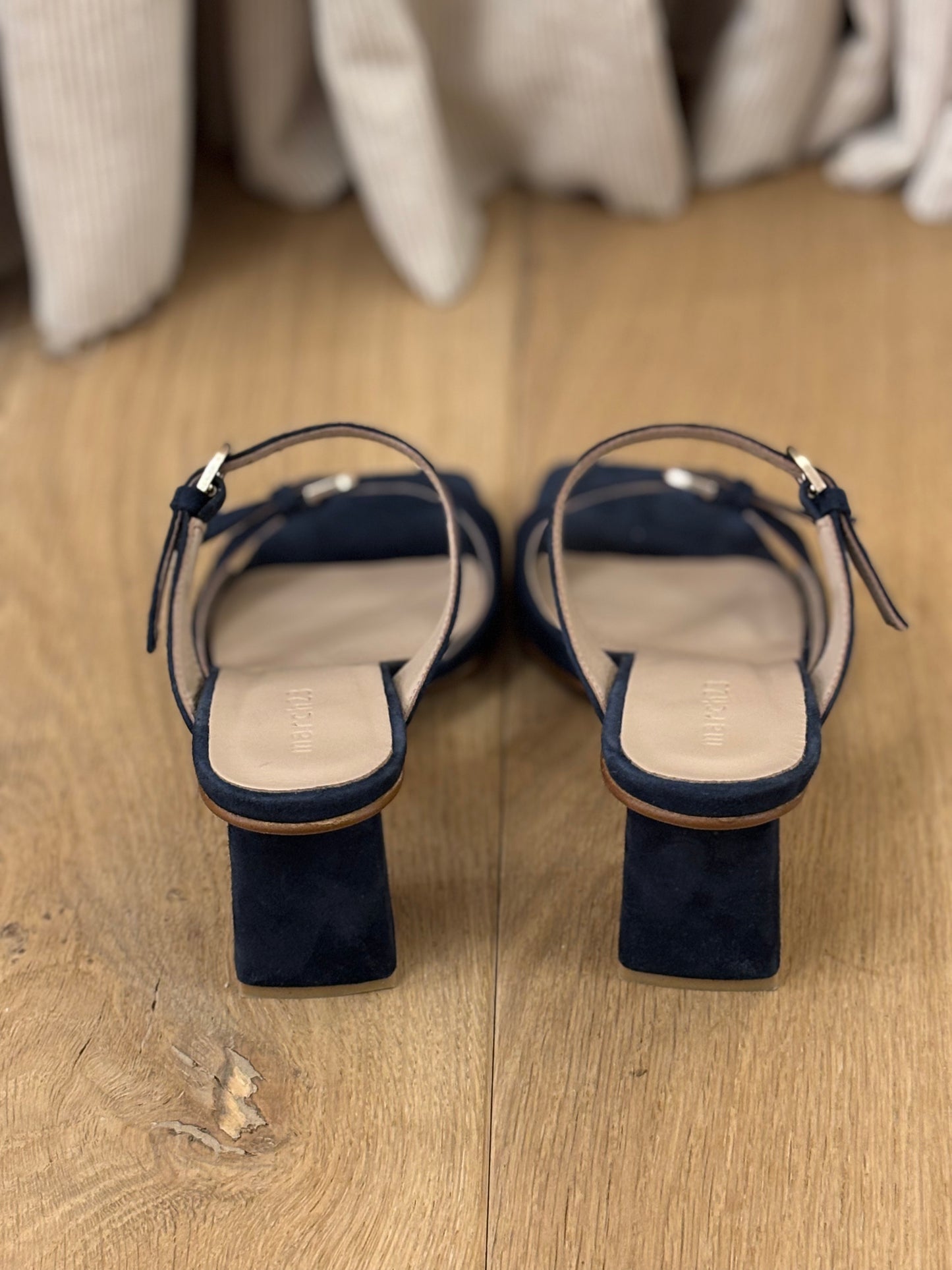 Dani sandal Evening blue suede