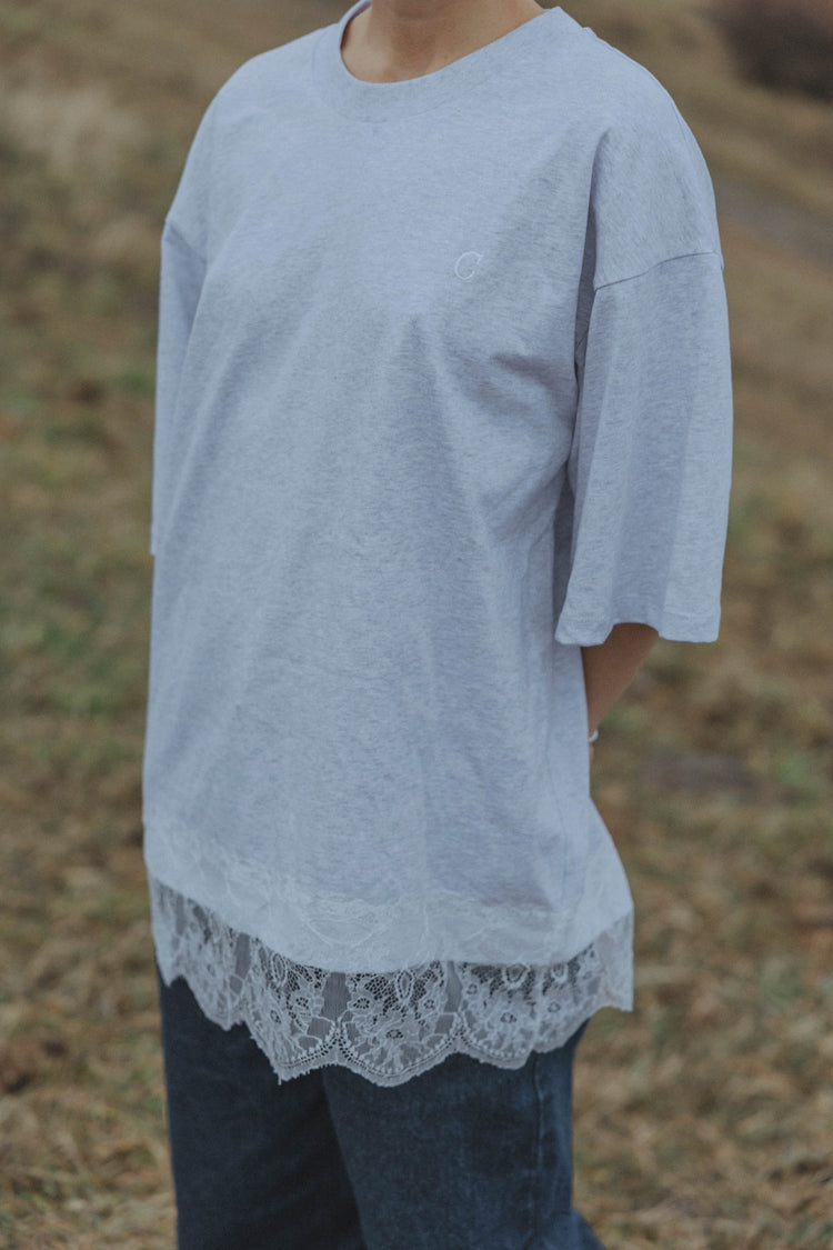 Margarita tee Grey/ecru lace