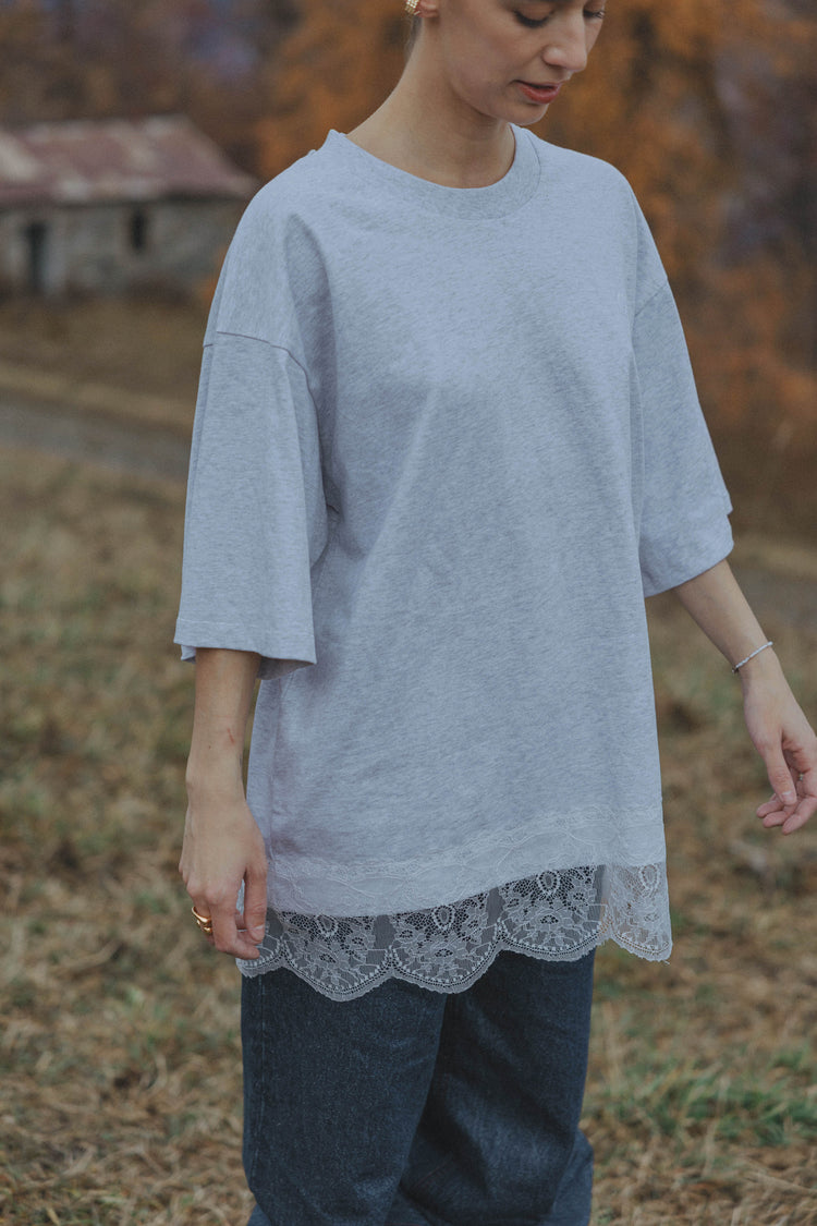 Margarita tee Grey/ecru lace