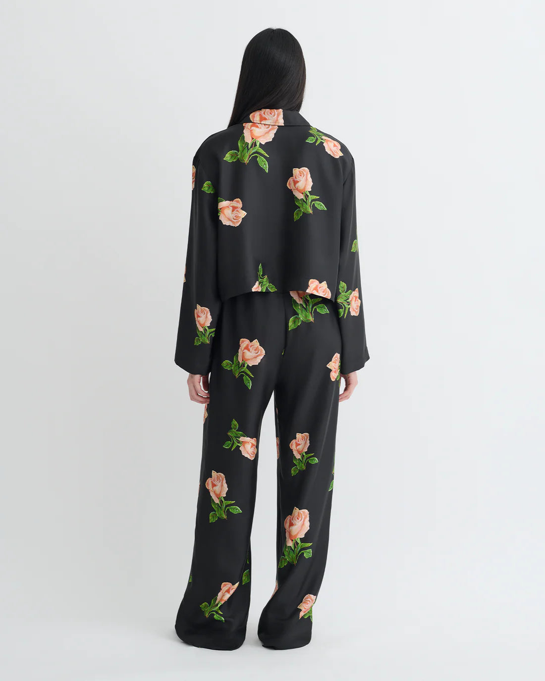 Vally top Black roses