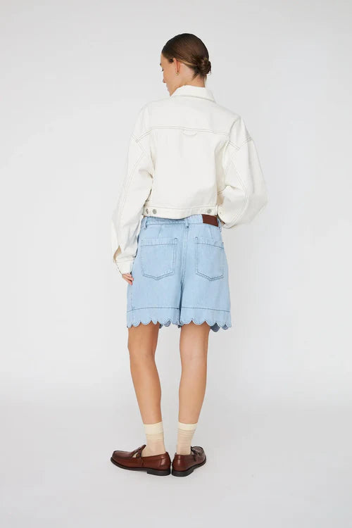 Soft Denim Short Light Blue