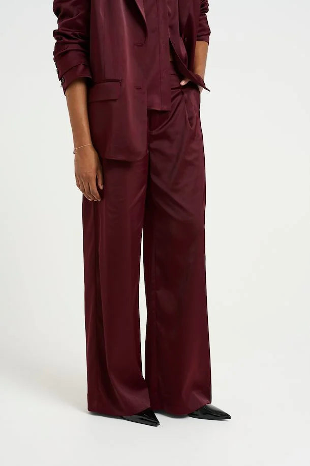 Yacmine Pants Burgundy