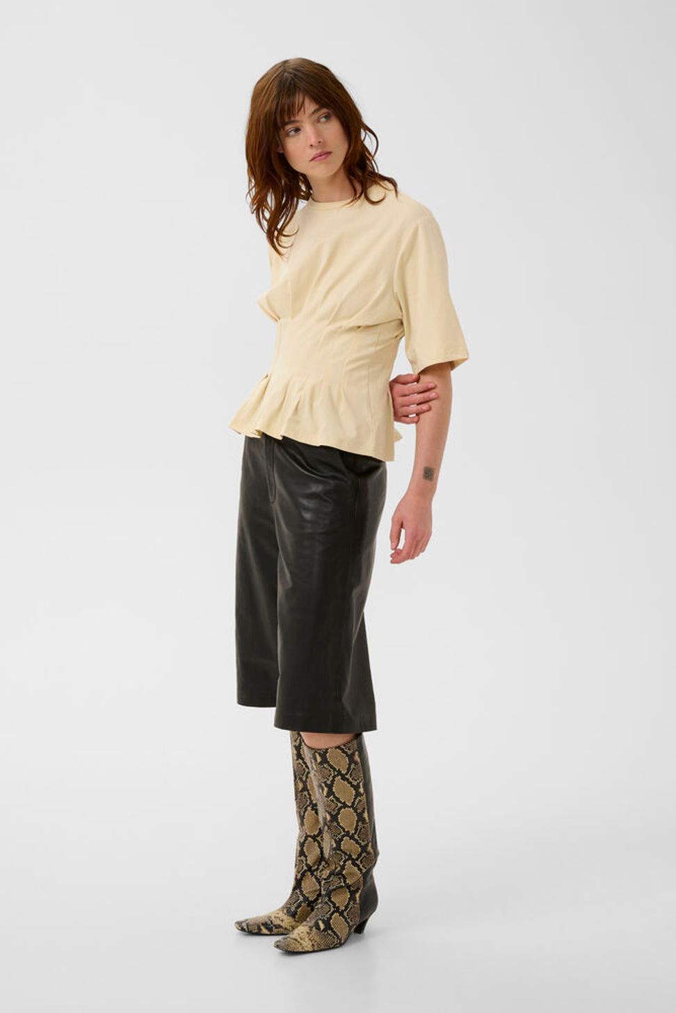 Inez Tee Butter Yellow