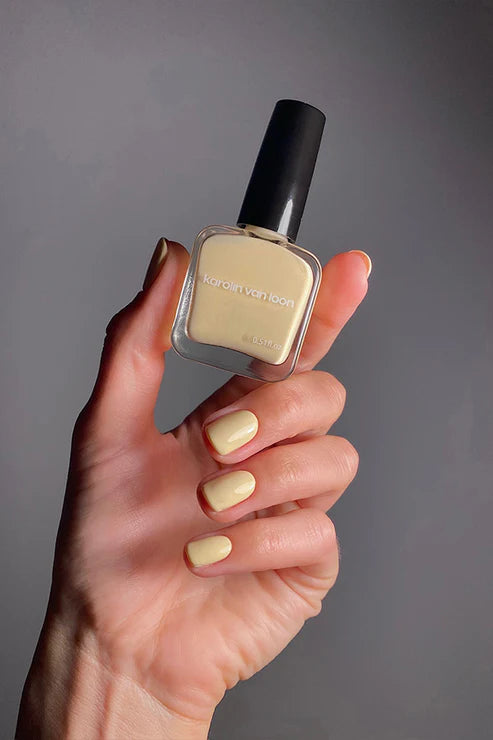 Nagellak Karolin van Loon Beurre soleil